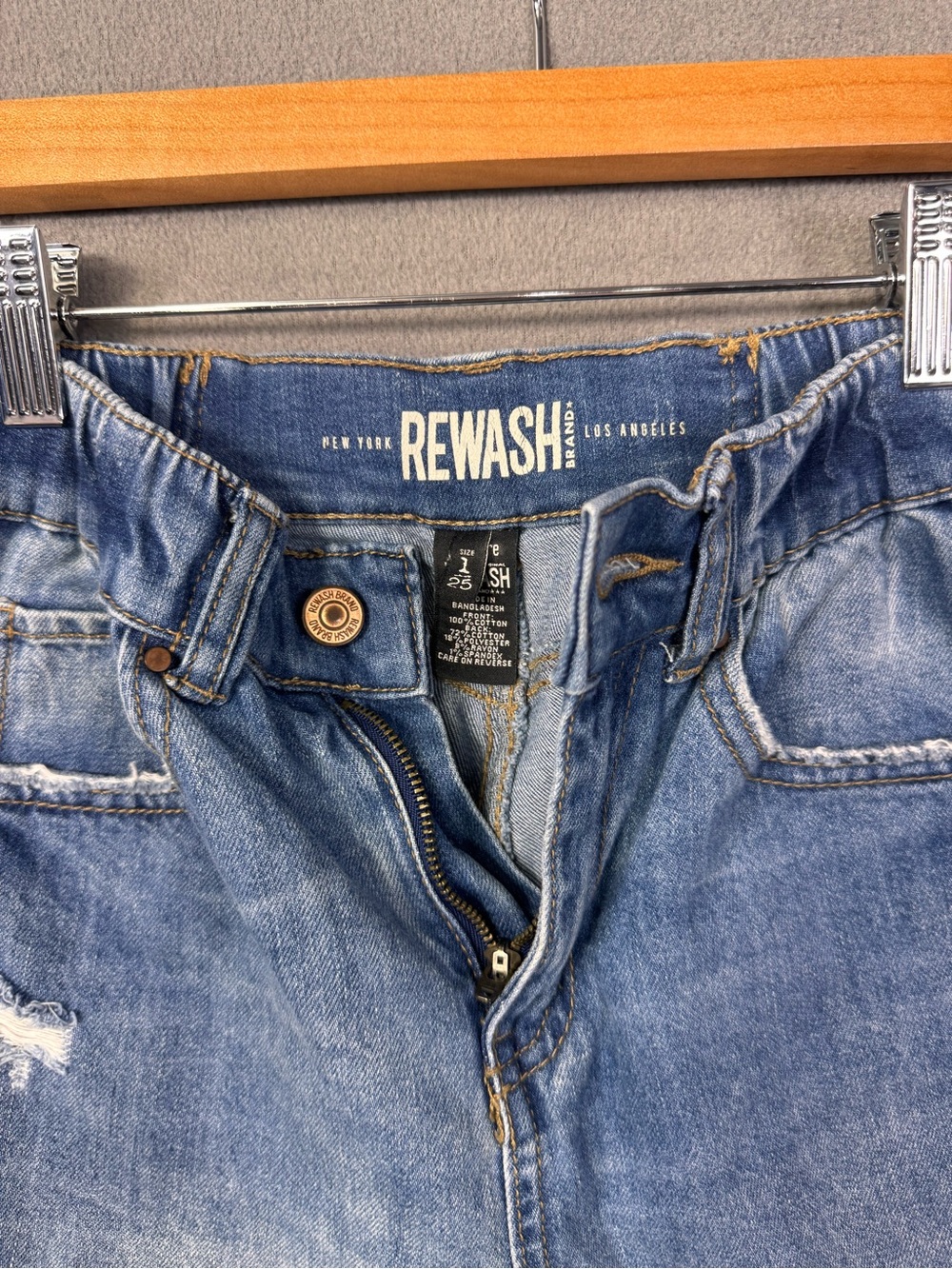 Rewash Distressed High-Rise Cropped Jeans - Medium Light Blue Wash, Size 1 / 25 - Picture 3 of 11